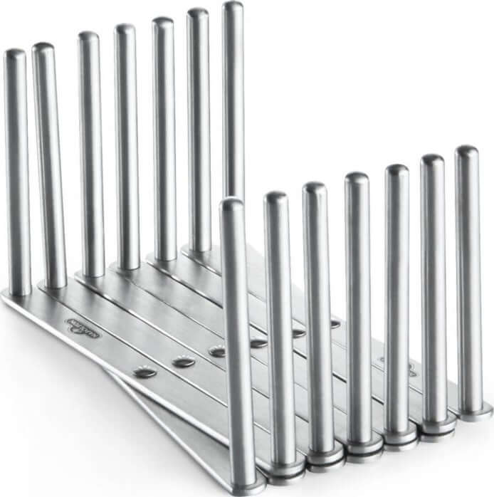 Expandable rib holder for grills made of stainless steel, designed for 1 to 6 racks, easy to clean and store.