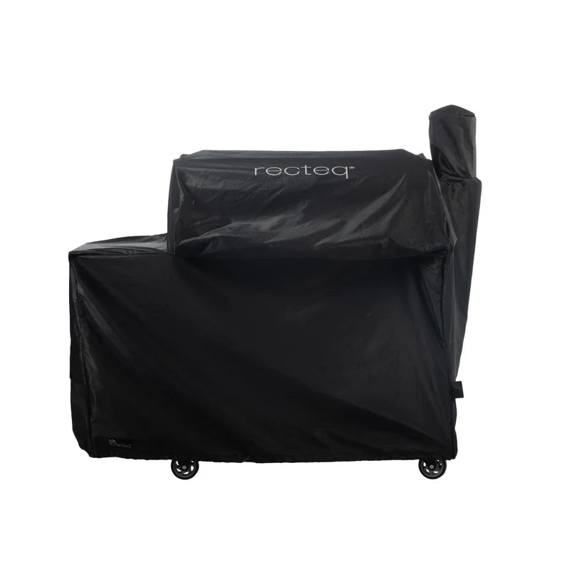 recteq flagship 1600 grill cover protecting grill from elements with durable, weather-resistant material.