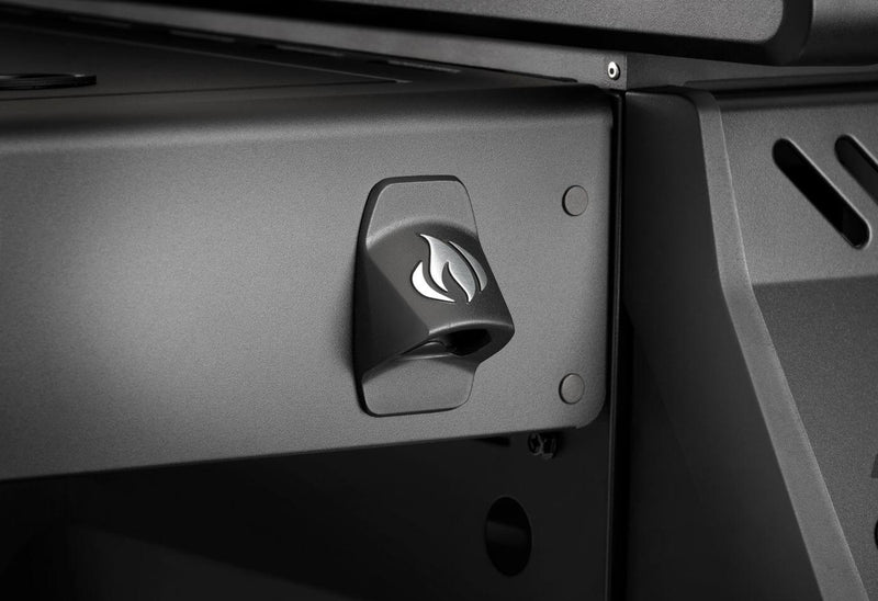 Napoleon Grills Rogue® PRO Phantom 30 Gas Griddle - The Kansas City BBQ Store