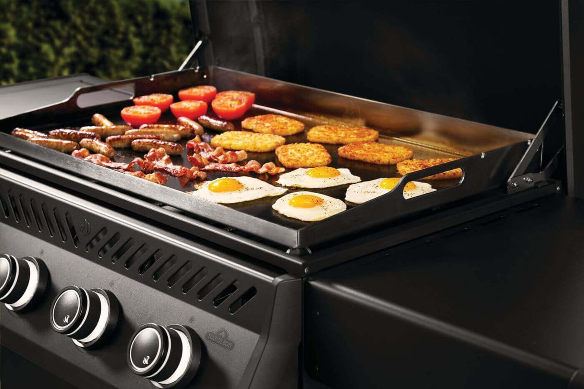 Napoleon Grills Rogue® PRO Phantom 30 Gas Griddle - The Kansas City BBQ Store