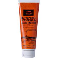 Traeger Flat Top Grill Seasoning & Cast Iron Conditioner 8 oz. - The Kansas City BBQ Store