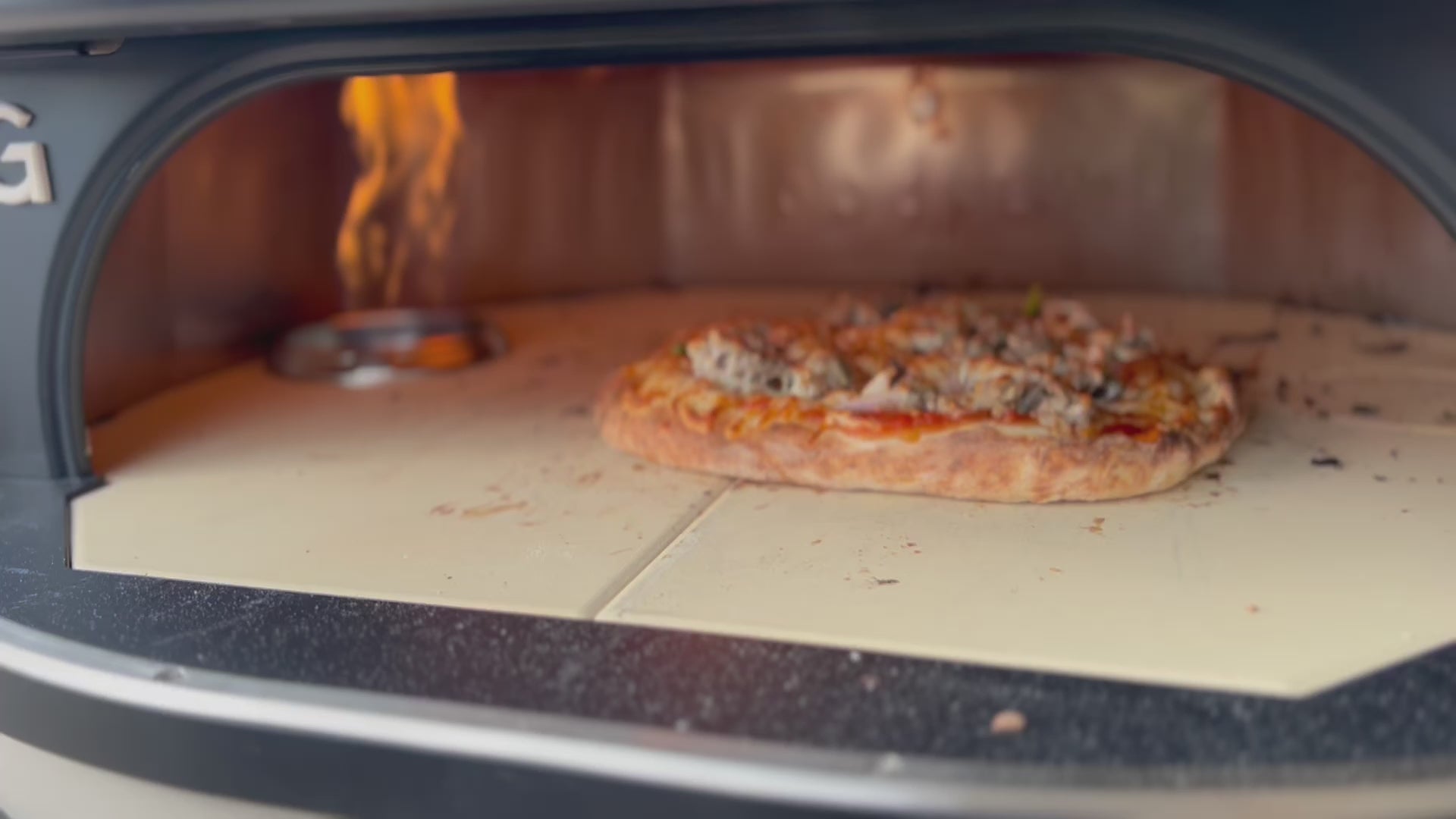 Load video: Gozney Dome Pizza Oven